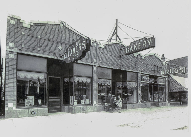 History Reuter's Bakery